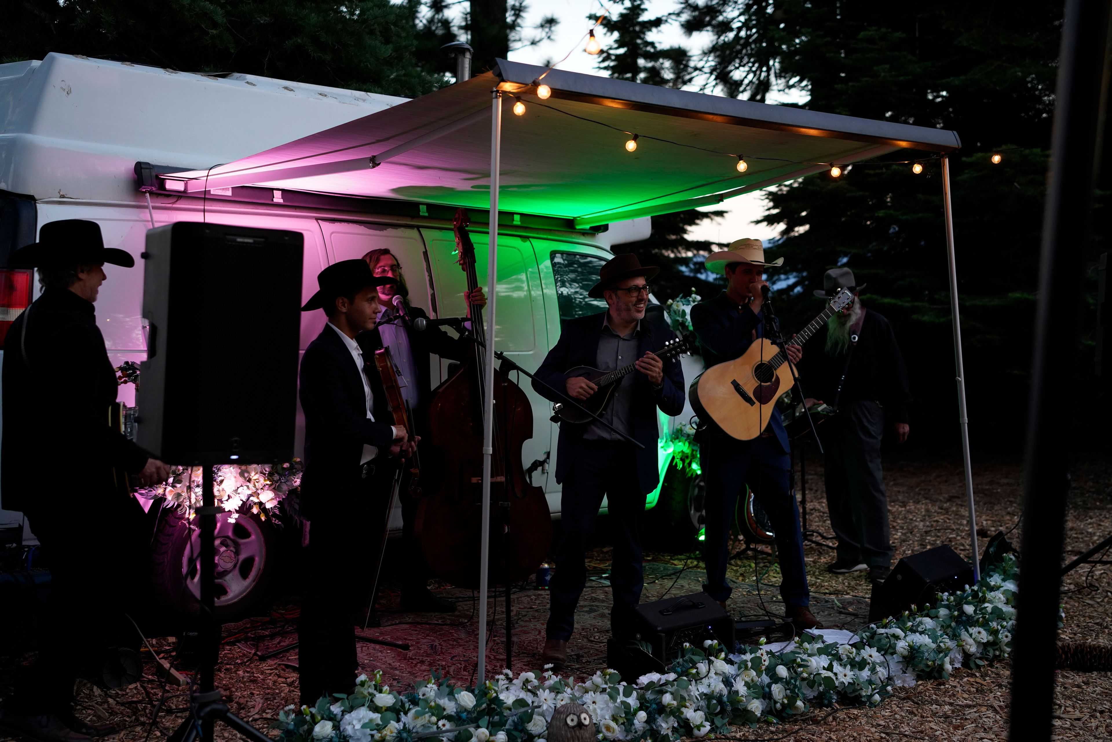 color lighting behind a band at a Lake Tahoe wedding