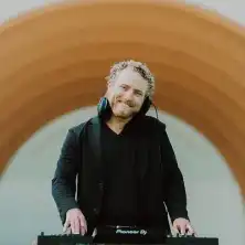 sounds elevated profile